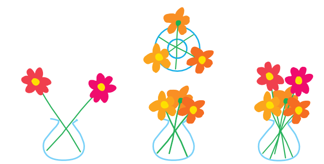 Maak een driehoek met kortere bloemen om structuur te geven aan een vaas